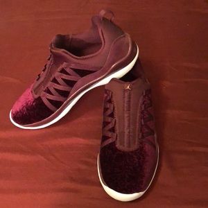 Burgundy Low-top Jordans size 6Y